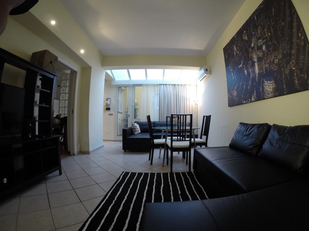 Apartment Michelangelo Boutique Naples